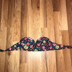 💫DEAL💫Floral Strapless Bikini Top